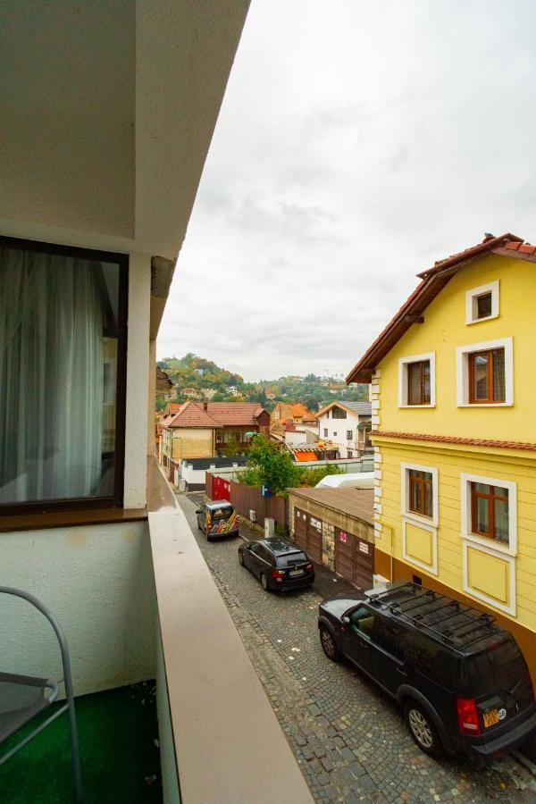 Ardor Apt - Bright And Secluded Apartment In The Heart Of Old Town 브라쇼브 외부 사진