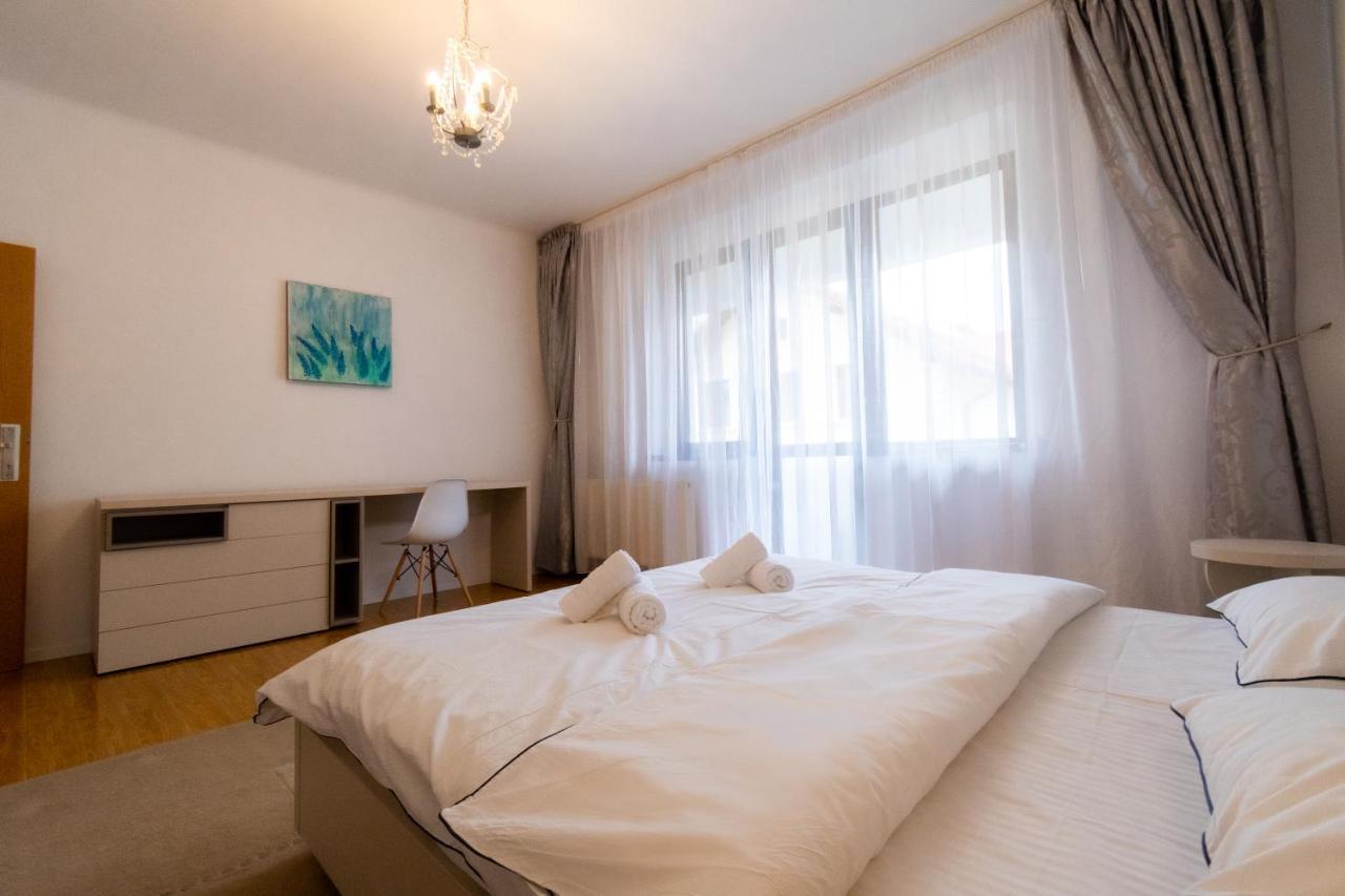 Ardor Apt - Bright And Secluded Apartment In The Heart Of Old Town 브라쇼브 외부 사진