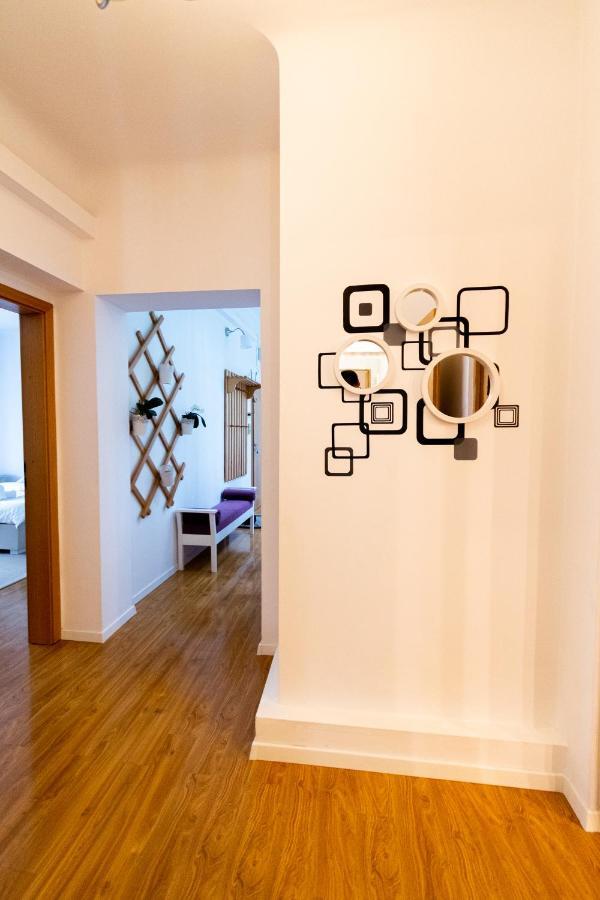 Ardor Apt - Bright And Secluded Apartment In The Heart Of Old Town 브라쇼브 외부 사진